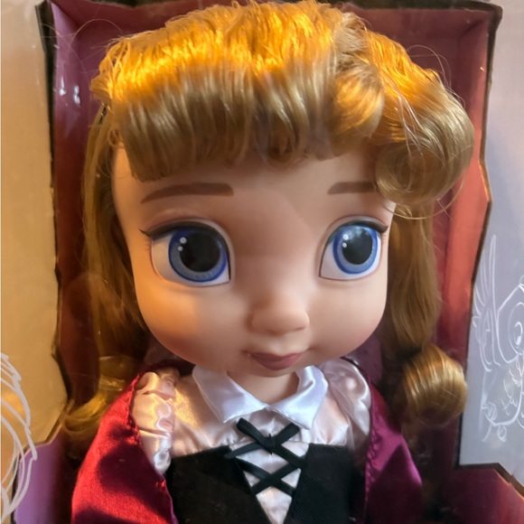 Disney Animators' Collection Aurora Doll - Purple Dress - Picture 2 of 3